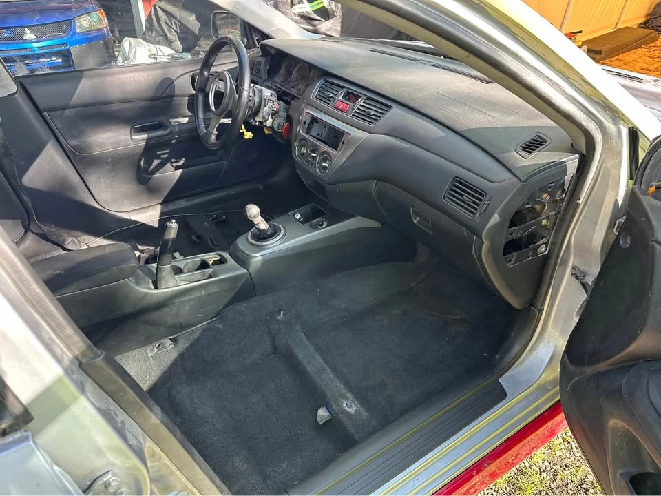 2003 Mitsubishi Lancer - Image 6 of 19