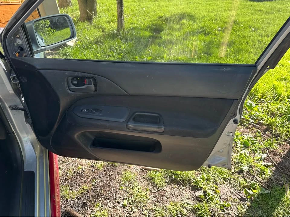 2003 Mitsubishi Lancer - Image 15 of 19