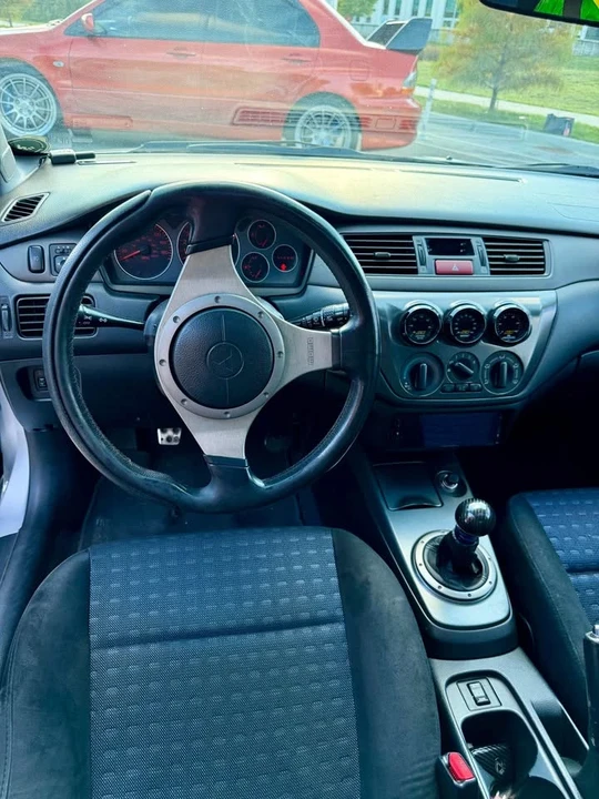 2003 Mitsubishi Lancer Evolution VIII 7th Gen - Image 10 of 15