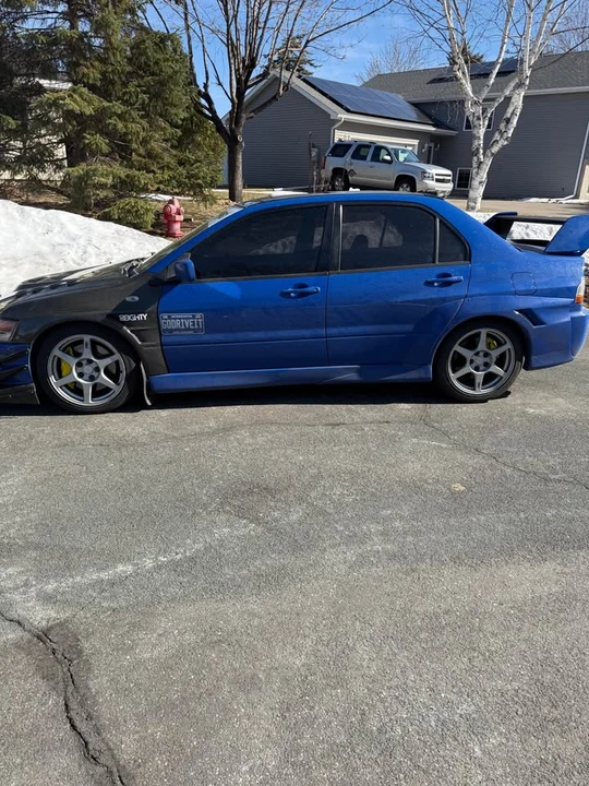 2003 Mitsubishi Lancer Evolution VIII 7th Gen - Image 2 of 11