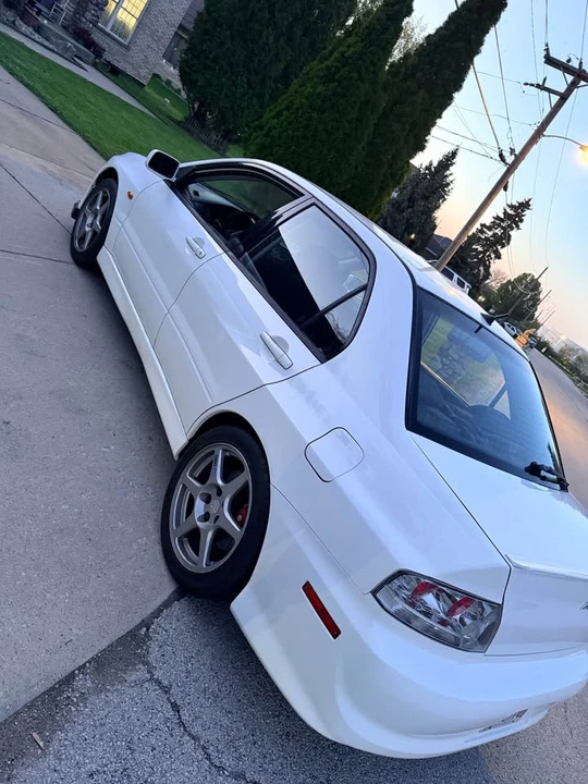 2003 Mitsubishi Lancer Evolution VIII 7th Gen - Image 2 of 7