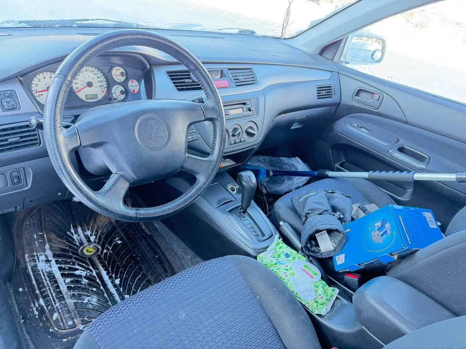 2003 Mitsubishi Lancer 7th Gen - Image 9 of 10