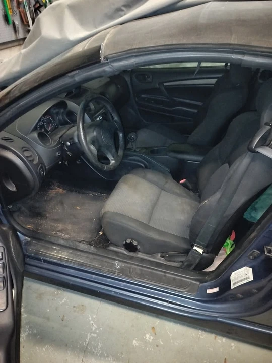 2003 Mitsubishi Eclipse 3rd Gen - Image 3 of 3