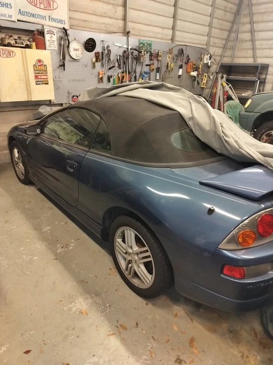 2003 Mitsubishi Eclipse 3rd Gen - Image 2 of 3