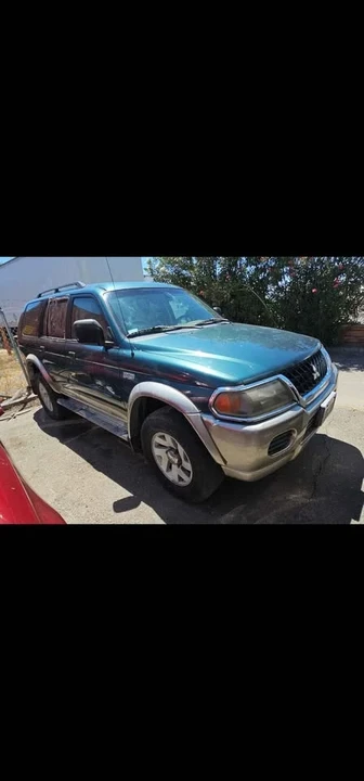 2003 Mitsubishi Pajero/Montero 3rd Gen - Image 6 of 13