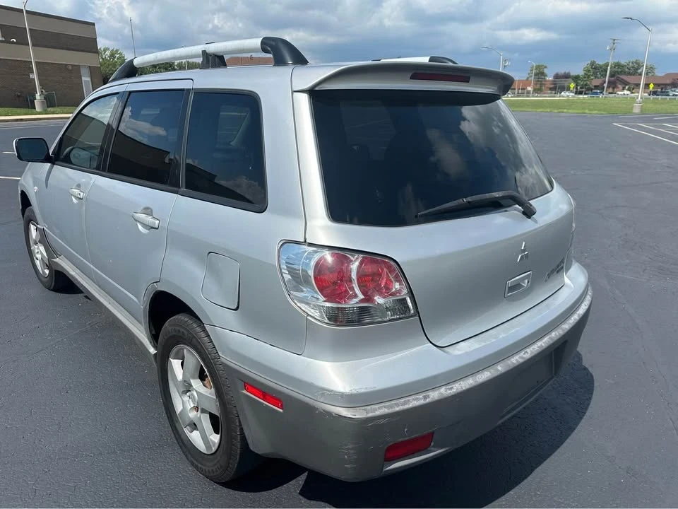 2003 Mitsubishi Outlander - Image 3 of 19
