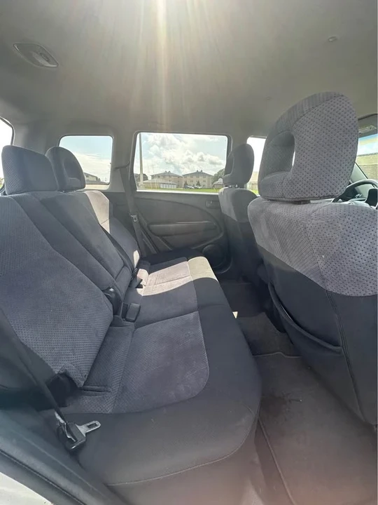 2003 Mitsubishi Outlander - Image 19 of 19