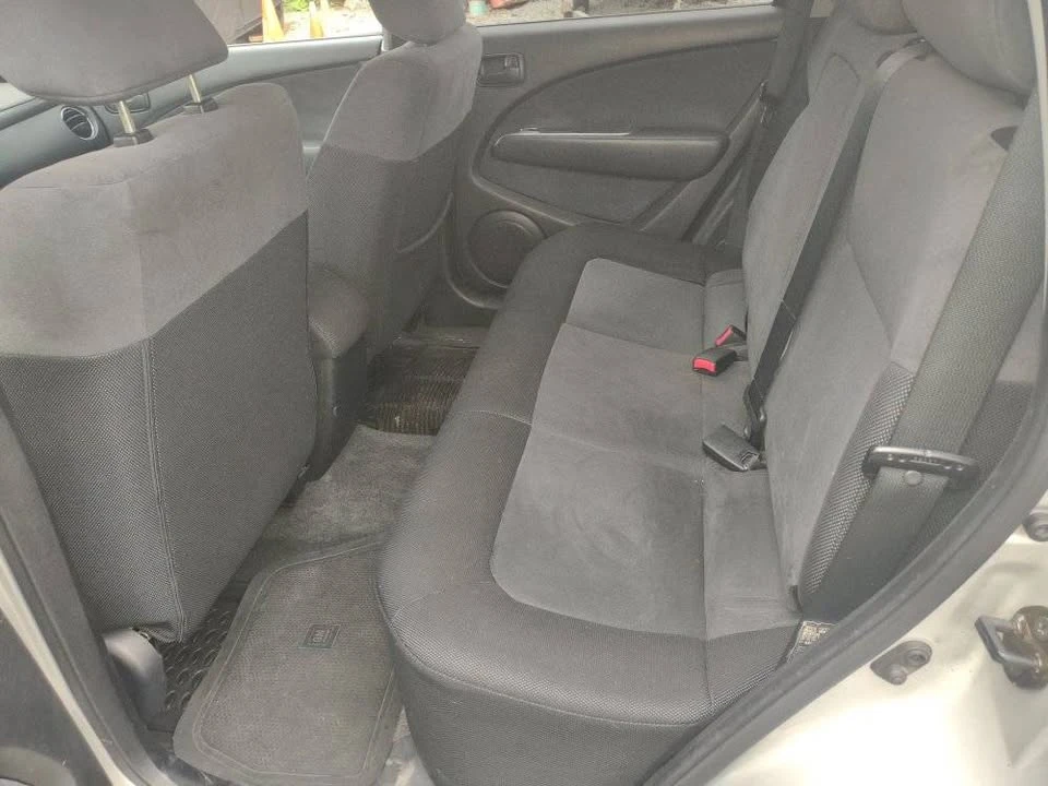 2003 Mitsubishi Outlander - Image 9 of 10