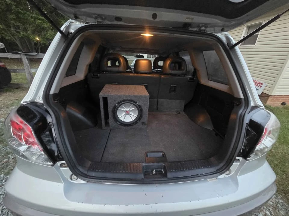 2003 Mitsubishi Outlander - Image 2 of 5
