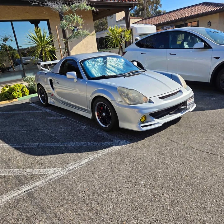 2003 Toyota MR2 Spyder/MR-S - Image 2 of 10