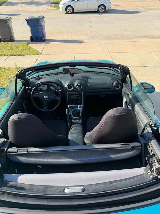 2003 Mazda NB MX-5 Miata - Image 5 of 10