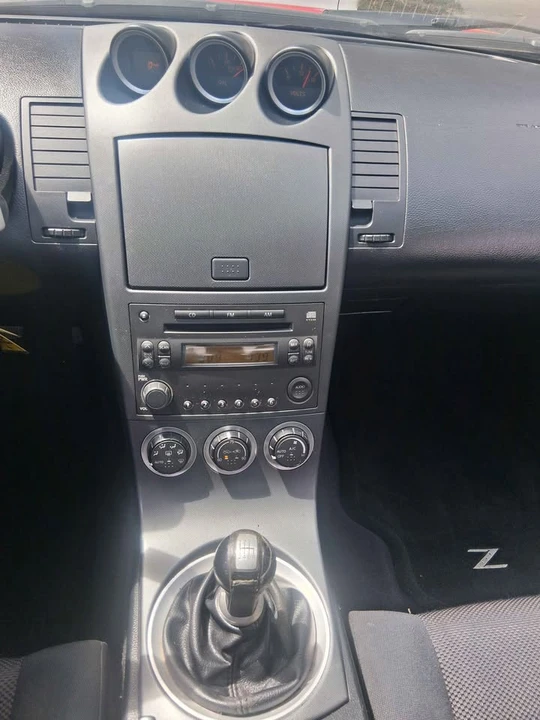 2003 Nissan 350Z 5th Gen - Image 9 of 17