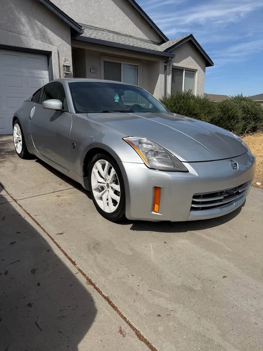 2003 Nissan 350Z 5th Gen - Image 2 of 10