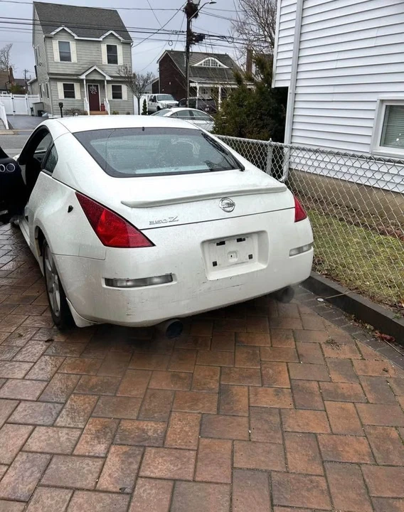 2003 Nissan 350Z 5th Gen - Image 4 of 5