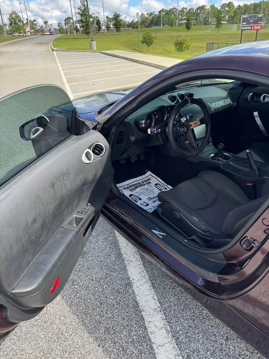 2003 Nissan 350Z 5th Gen - Image 4 of 11