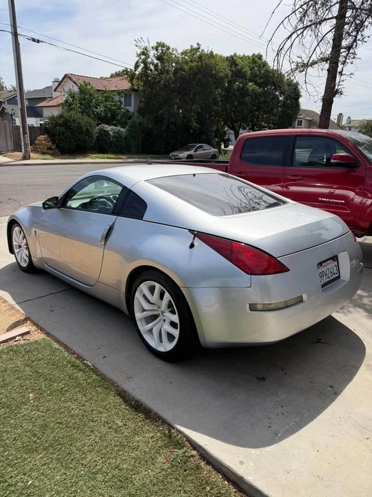 2003 Nissan 350Z 5th Gen - Image 4 of 10