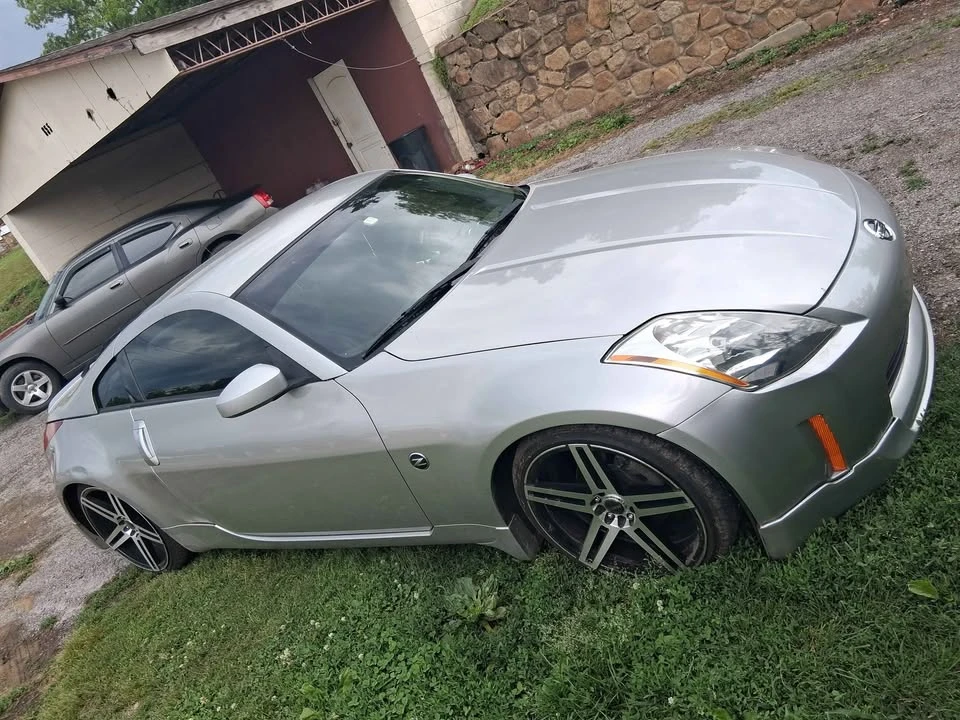 2003 Nissan 350Z 5th Gen - Image 9 of 12