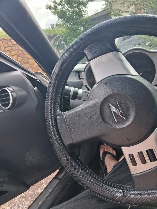 2003 Nissan 350Z 5th Gen - Image 5 of 12