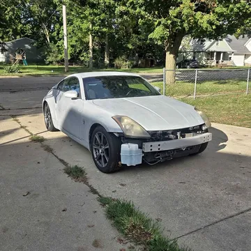 2003 Nissan 350Z Coupe 2D