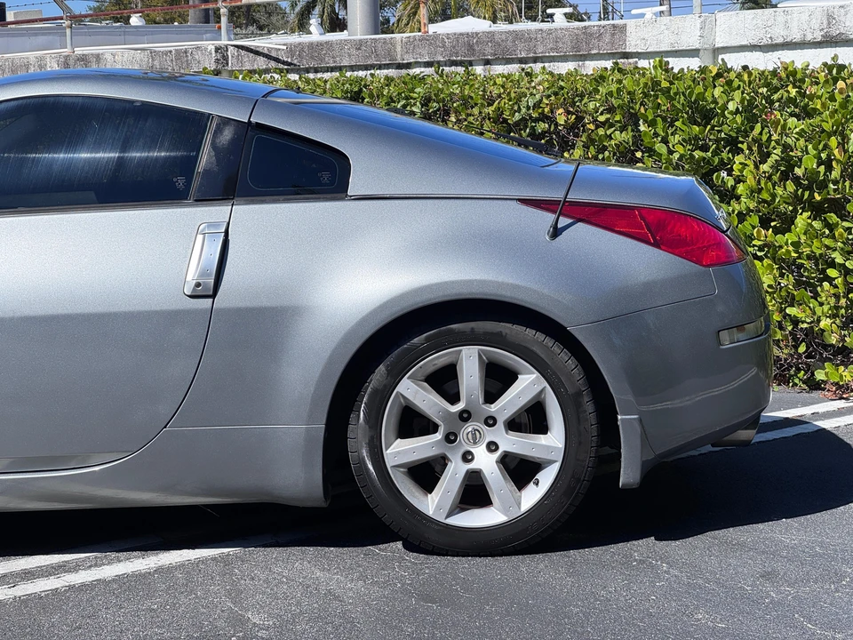 2003 Nissan 350Z 5th Gen - Image 17 of 31