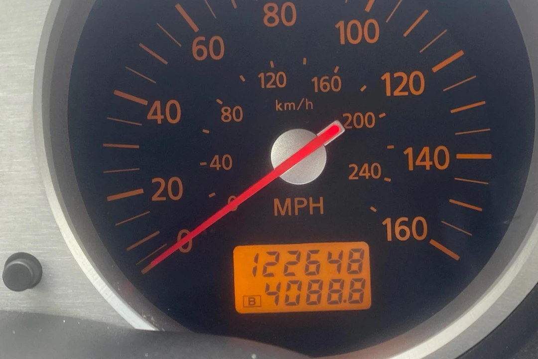 2003 Nissan 350Z 5th Gen - Image 16 of 31