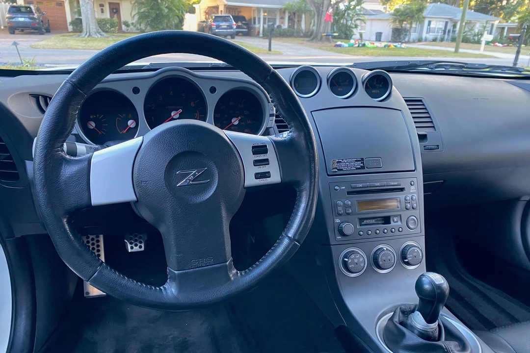 2003 Nissan 350Z 5th Gen - Image 13 of 31