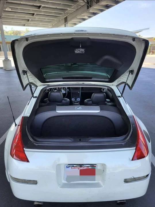 2003 Nissan 350Z 5th Gen - Image 3 of 3