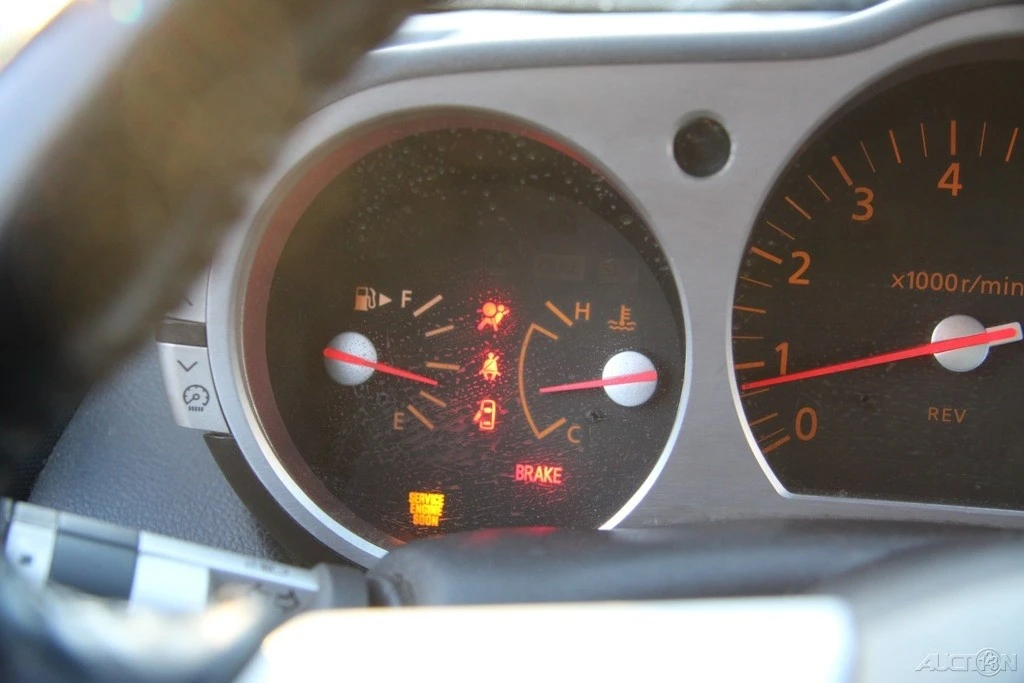 2003 Nissan 350Z 5th Gen - Image 15 of 21