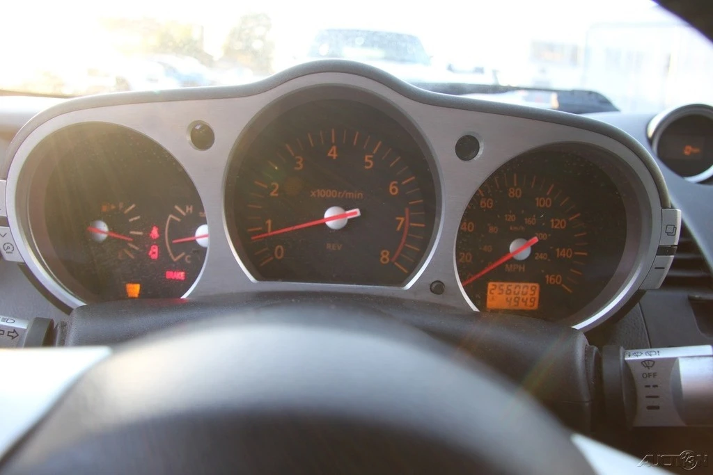 2003 Nissan 350Z 5th Gen - Image 14 of 21