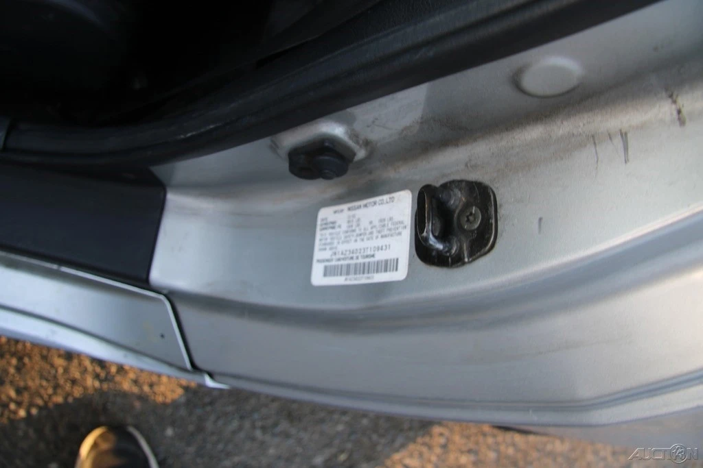 2003 Nissan 350Z 5th Gen - Image 10 of 21