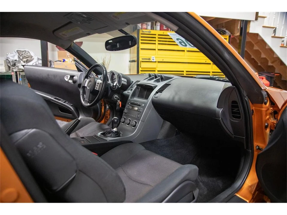 2003 Nissan 350Z 5th Gen - Image 27 of 31