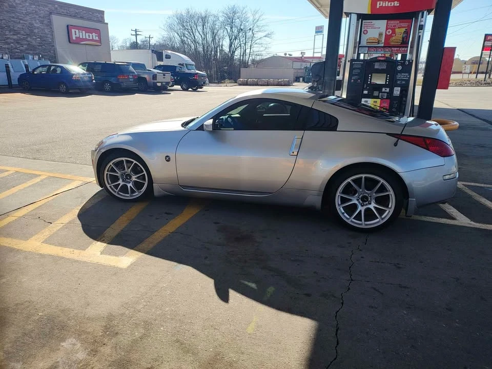 2003 Nissan 350Z 5th Gen - Image 2 of 7