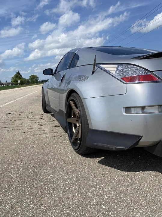 2003 Nissan 350Z 5th Gen - Image 3 of 7