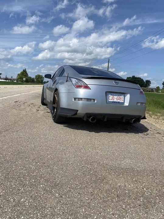 2003 Nissan 350Z 5th Gen - Image 2 of 7
