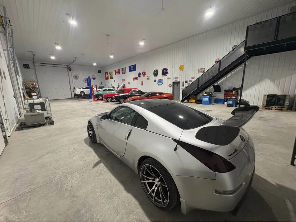 2003 Nissan 350Z 5th Gen - Image 5 of 5