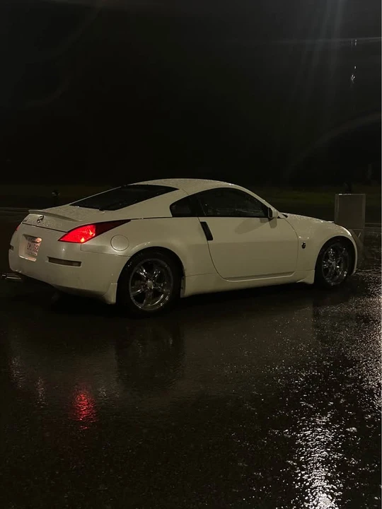 2003 Nissan 350Z 5th Gen - Image 2 of 7