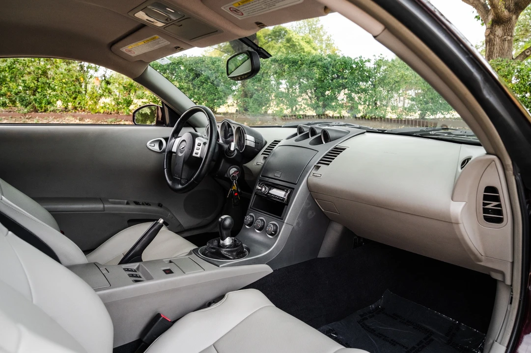 2003 Nissan 350Z 5th Gen - Image 22 of 31