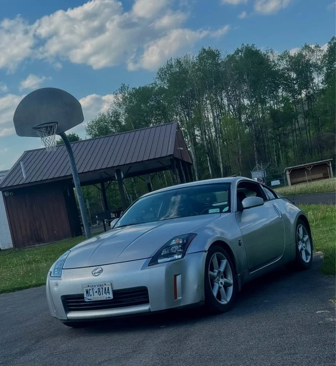 2003 Nissan Z - Image 2 of 6