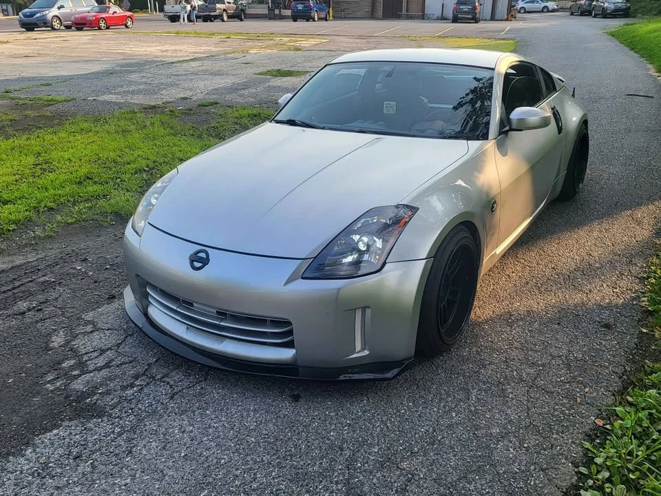 2003 Nissan 350Z 5th Gen - Image 2 of 15