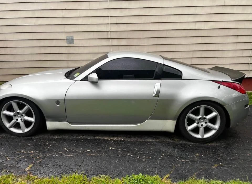 2003 Nissan 350Z 5th Gen - Image 4 of 11