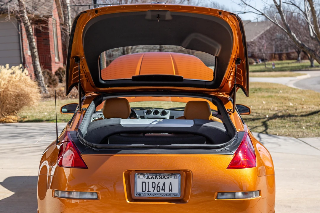 2003 Nissan 350Z 5th Gen - Image 10 of 31