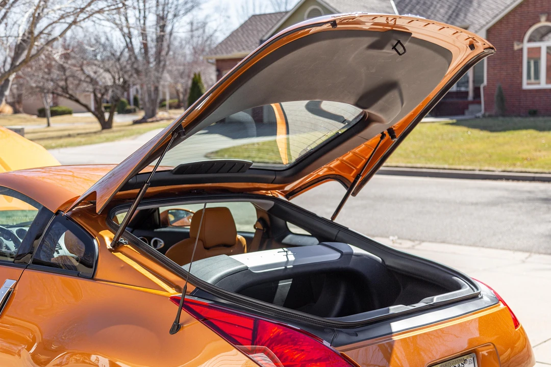 2003 Nissan 350Z 5th Gen - Image 9 of 31