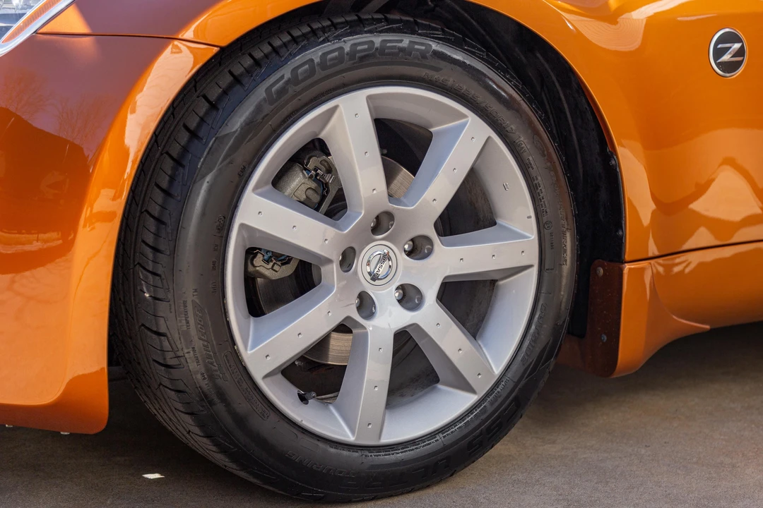 2003 Nissan 350Z 5th Gen - Image 19 of 31