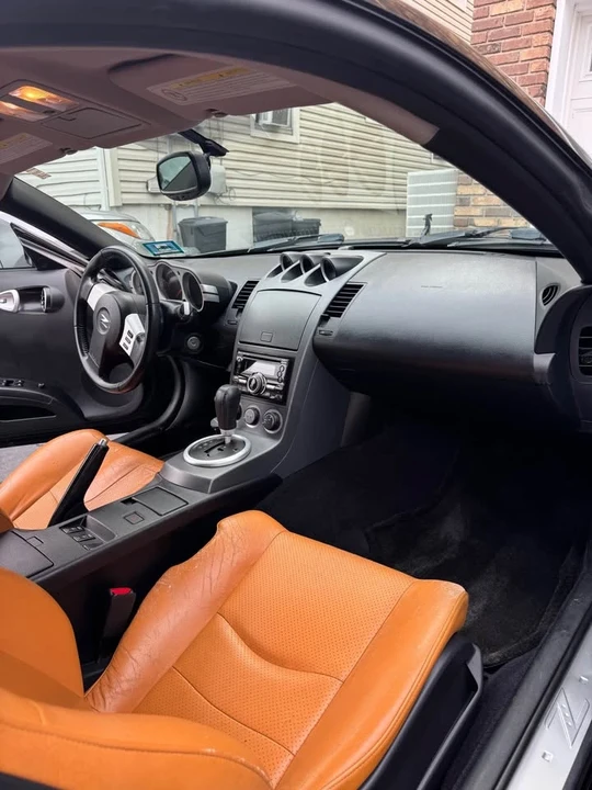 2003 Nissan 350Z 5th Gen - Image 9 of 13