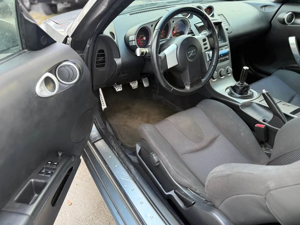 2003 Nissan 350Z 5th Gen - Image 13 of 14