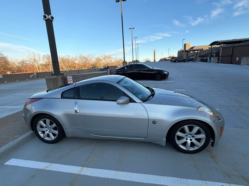 2003 Nissan 350Z 5th Gen - Image 2 of 10