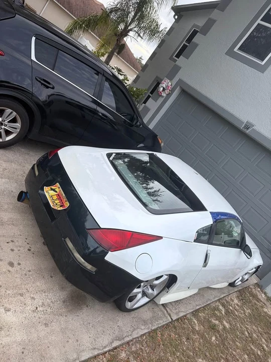 2003 Nissan 350Z 5th Gen - Image 4 of 5