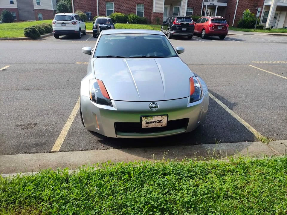 2003 Nissan 350Z 5th Gen - Image 2 of 3
