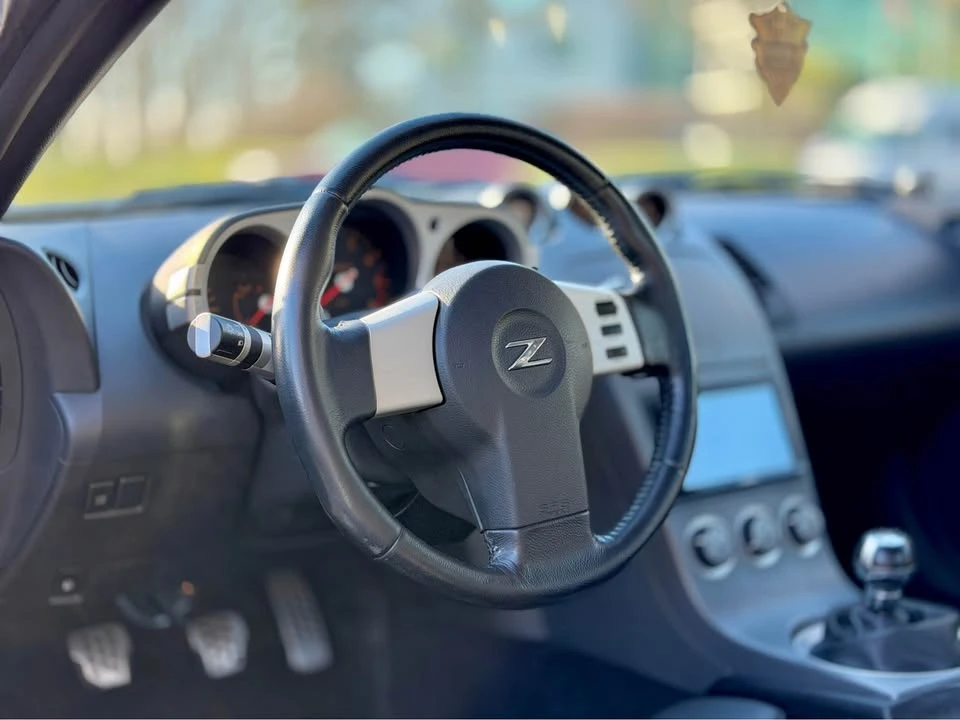 2003 Nissan 350Z 5th Gen - Image 13 of 17