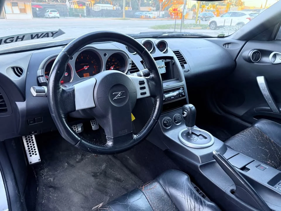 2003 Nissan 350Z 5th Gen - Image 10 of 20